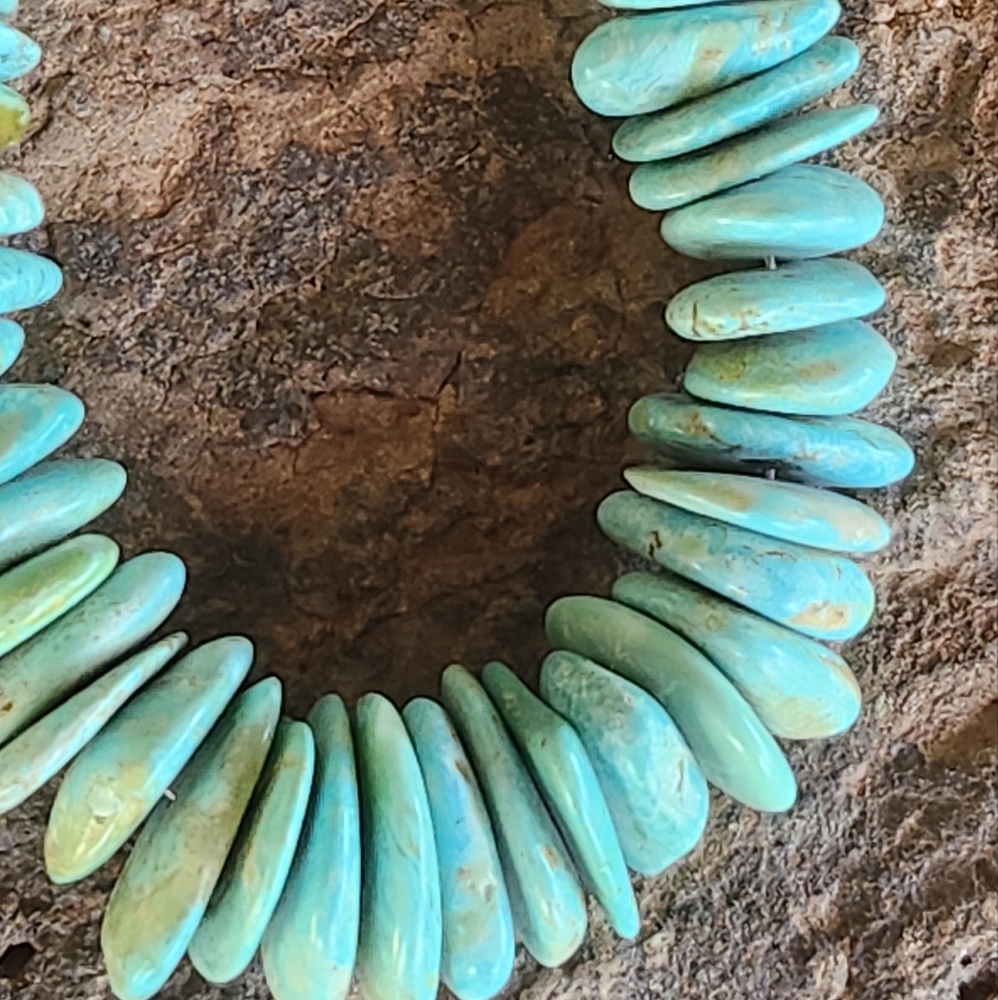 Turquoise Beaded Necklace - Picture 8 of 16